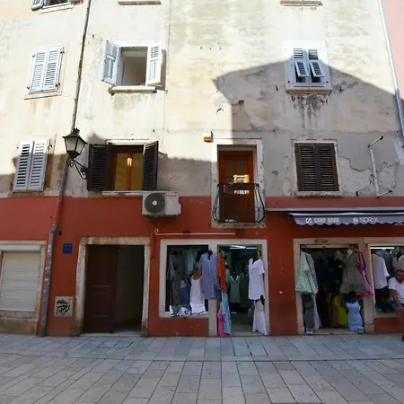 Apartment Carera